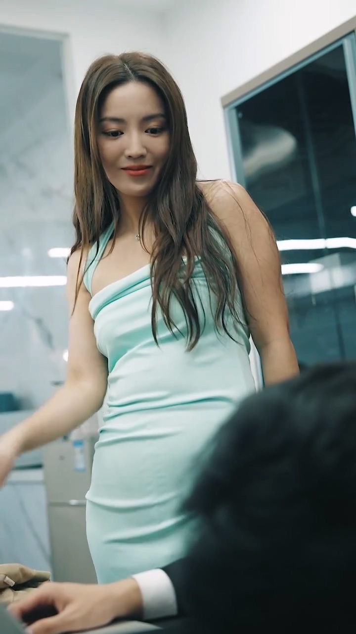 绝世龙帅 第02集